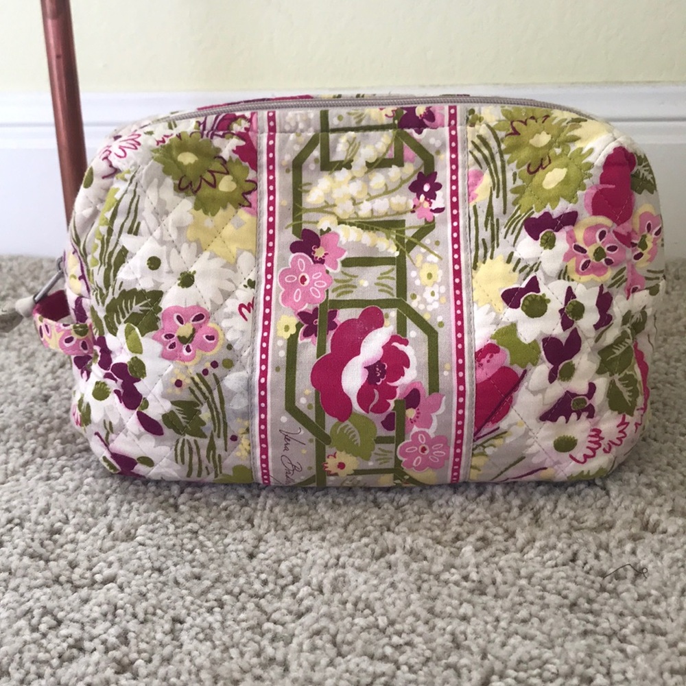 Vera Bradley travel bag